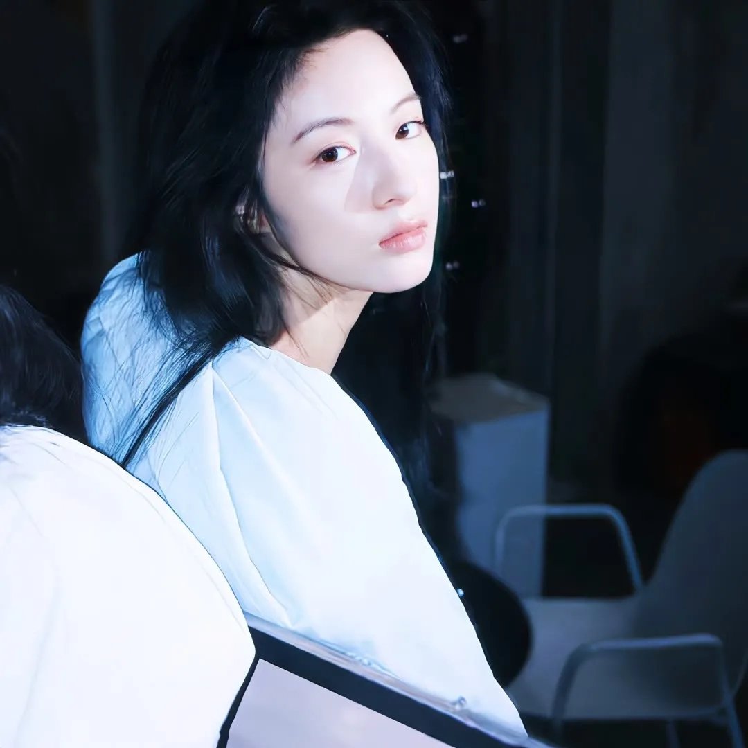 蕾哈娜内衣秀4